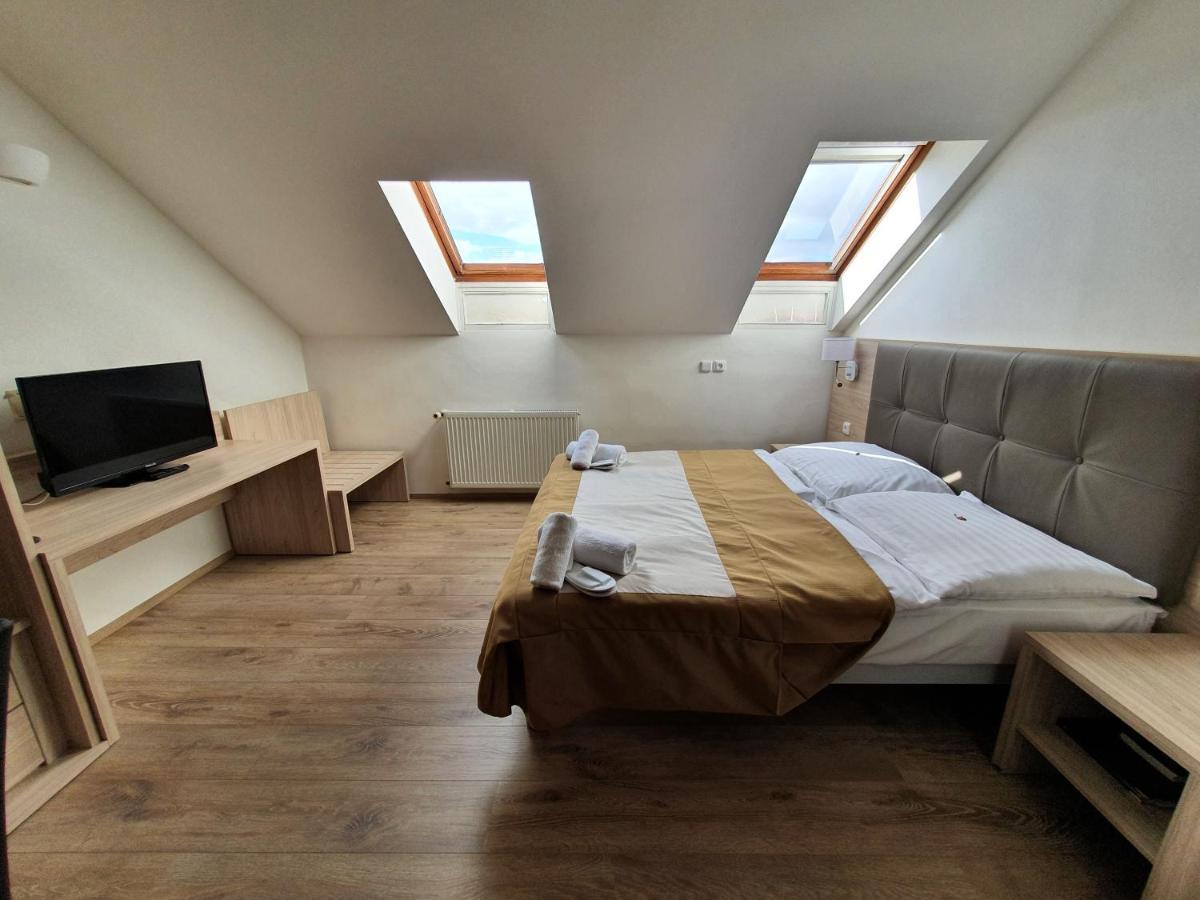 Hotel Residence Select Πράγα Εξωτερικό φωτογραφία